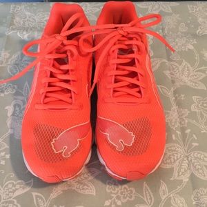 Puma Sneakers- Neon Orange